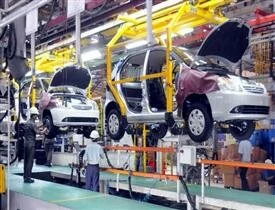 Tata Motors gets Rs 400cr service tax notice