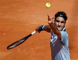 Federer racquet testing to carry on at Gstaad