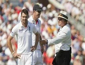 Australia PM, former players fume at DRS decisions